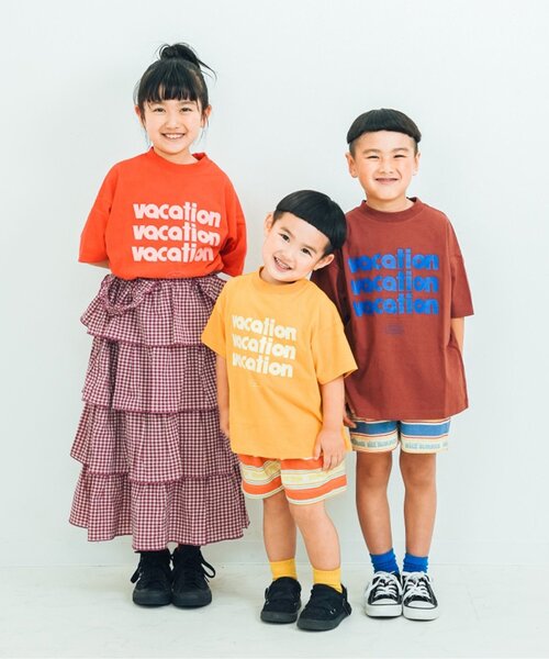 p.premier(ピードットプルミエ)の「We love VACATION2柄シンプルロゴ半袖Tシャツ(Tシャツ/カットソー・キッズ・ブラウン/グリーン/レッド/ベージュ/チャコール/イエロー/ブルー/アイボリー・80/90/100/110/120/130/140)」の20枚目の写真