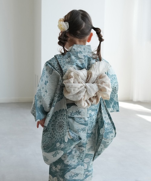 utatane（ウタタネ）の「キッズ浴衣3点セット ひよこ商店 青碧色に菊爛漫（浴衣・キッズ・ブルーグリーン・100cm/110cm/120cm/130cm）」の2枚目の写真