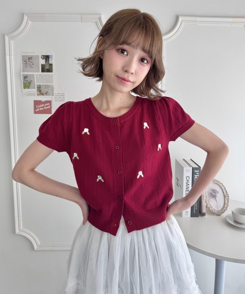 Loueme(ルエム)の「ローズ刺繍アイレットニットカーディガン(カーディガン/ボレロ・レディース・レッド/ピンク/ホワイト・FREE)」の17枚目の写真