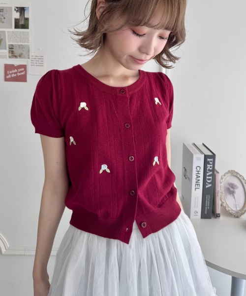 Loueme(ルエム)の「ローズ刺繍アイレットニットカーディガン(カーディガン/ボレロ・レディース・レッド/ピンク/ホワイト・FREE)」の16枚目の写真