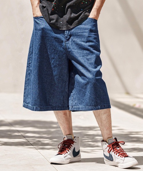 CAMBIO(カンビオ)の「mp13685-8.5ozワイドデニムショーツ(デニムパンツ・メンズ・ブラック/ネイビー・XL/L/M)」の1枚目の写真
