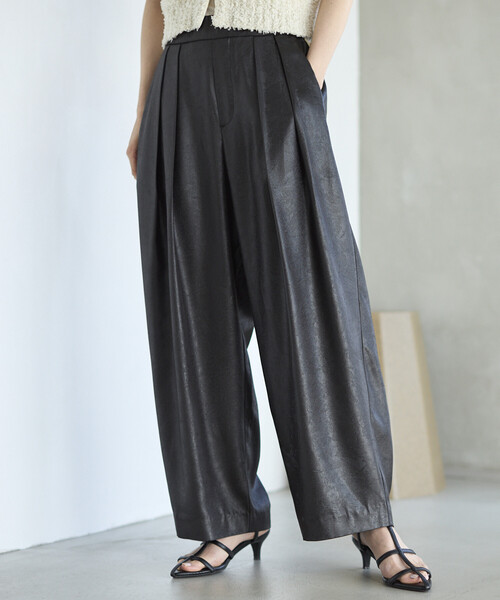 Firsthand（ファーストハンド）の「Firsthand/ファーストハンド チンツ加工 イージーワイドパンツ / 2タックワイドイージーパンツ（その他パンツ・レディース・ワイン/ブラック/ブラウン・S/M）」の2枚目の写真