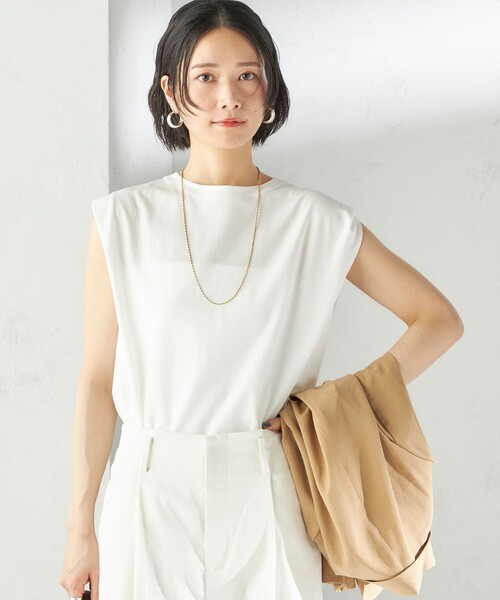 SHIPS(シップス)の「〈接触冷感〉ポンチ ノースリーブ プルオーバー(Tシャツ/カットソー・レディース・ブラック/ダークグレー/ホワイト/ブラウン・ONE SIZE)」の8枚目の写真