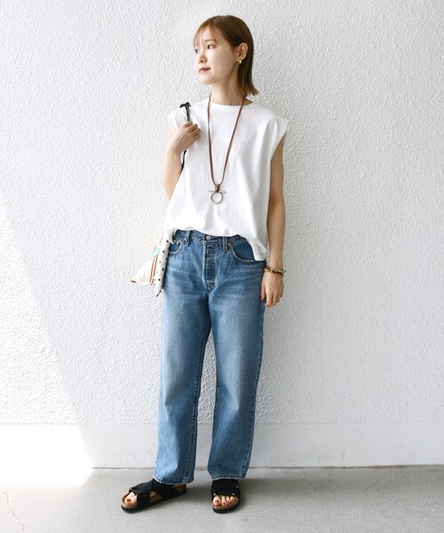 SHIPS(シップス)の「〈接触冷感〉ポンチ ノースリーブ プルオーバー(Tシャツ/カットソー・レディース・ブラック/ダークグレー/ホワイト/ブラウン・ONE SIZE)」の16枚目の写真