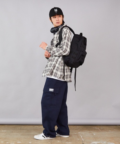 ROOPTOKYO（ループトウキョウ）の「ルーズシルエット オンブレチェック LS 長袖シャツ（シャツ/ブラウス・メンズ・ネイビー/ブラック/グレー・M）」の16枚目の写真