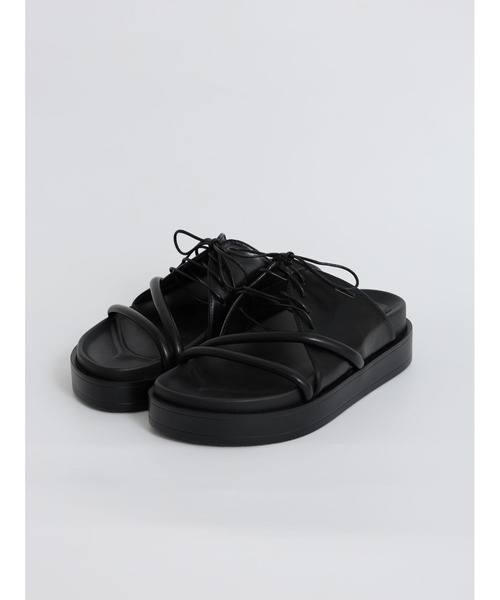 Bella lume(ベッラルーメ)の「《Bella Lume(ベッラルーメ)》アーバンサンダル(サンダル・レディース・ブラック・LARGE/MEDIUM/SMALL)」の1枚目の写真