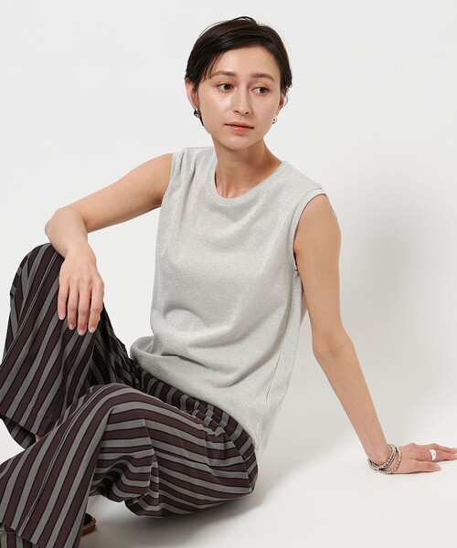 UNITED ARROWS（ユナイテッドアローズ）の「ラメ ノースリーブ カットソー（Tシャツ/カットソー・レディース・シルバー/ナチュラル/ブラック・FREE）」の8枚目の写真