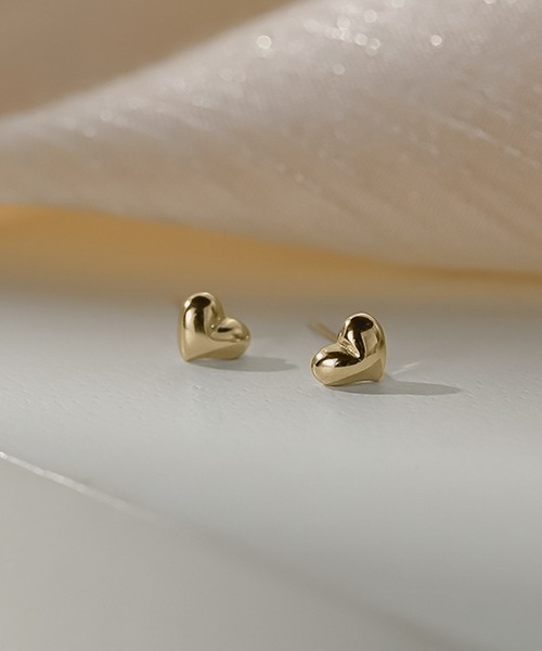 セール】blackdia ocean ニュアンスミニハートピアス（ピアス（両耳用