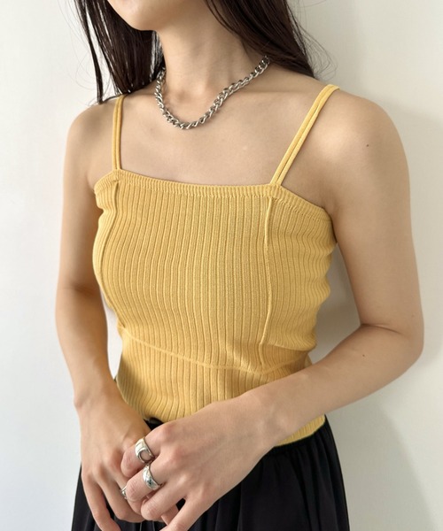LOVALOT(ラバロット)の「【全7色】ダブルストラップリブキャミソール|大人の抜け感トップス(キャミソール・レディース・パープル/ベージュ/イエロー/ブルー/ホワイト/ブラック/ピンク・FREE)」の9枚目の写真