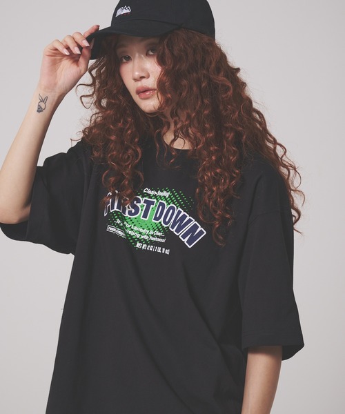 FIRST DOWN（ファーストダウン）の「プリント ショートスリーブ Tシャツ #1（Tシャツ/カットソー・メンズ・杢グレー/ホワイト/ブラック・M/XL/L）」の3枚目の写真