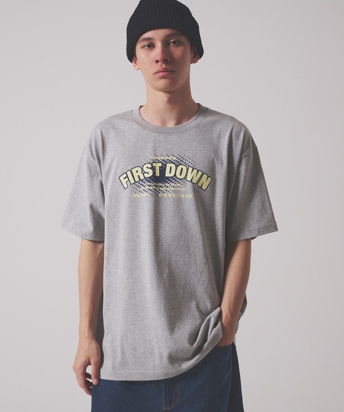 FIRST DOWN（ファーストダウン）の「プリント ショートスリーブ Tシャツ #1（Tシャツ/カットソー・メンズ・杢グレー/ホワイト/ブラック・M/XL/L）」の9枚目の写真
