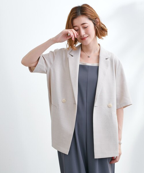 grove(グローブ)の「軽やかに羽織れて、きちんと見え ハーフスリーブテーラードジャケット(テーラードジャケット・レディース・ナチュラル/ベージュ/ネイビー・02/03)」の11枚目の写真