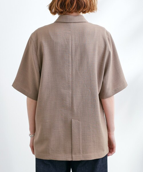 grove(グローブ)の「軽やかに羽織れて、きちんと見え ハーフスリーブテーラードジャケット(テーラードジャケット・レディース・ナチュラル/ベージュ/ネイビー・02/03)」の16枚目の写真