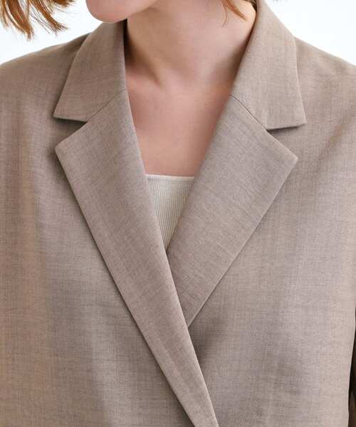 grove(グローブ)の「軽やかに羽織れて、きちんと見え ハーフスリーブテーラードジャケット(テーラードジャケット・レディース・ナチュラル/ベージュ/ネイビー・02/03)」の15枚目の写真