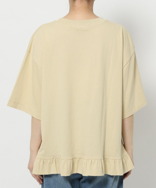 LOWRYS FARM（ローリーズファーム）の「スソフリルＴＥＥ　499875（Tシャツ/カットソー・レディース・ベージュ/オフホワイト/ブラック・LONG/SHORT）」の12枚目の写真