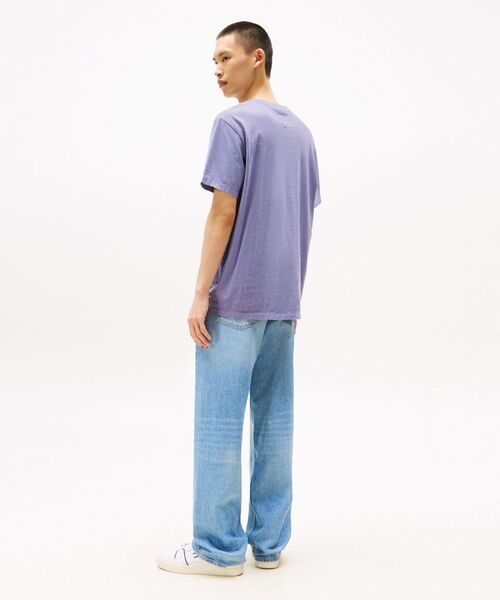 tommy jeans(トミー ジーンズ)の「リラックスオーバーダイバーシティTシャツ(Tシャツ/カットソー・メンズ・グレー/ネイビー・LARGE/MEDIUM/SMALL/X-LARGE/X-SMALL)」の3枚目の写真
