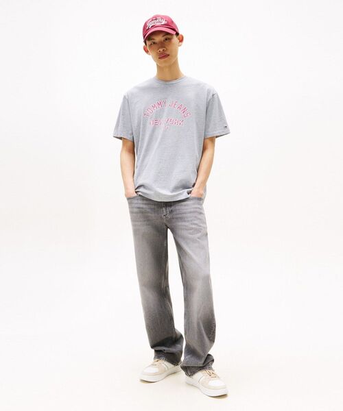 tommy jeans(トミー ジーンズ)の「リラックスオーバーダイバーシティTシャツ(Tシャツ/カットソー・メンズ・グレー/ネイビー・LARGE/MEDIUM/SMALL/X-LARGE/X-SMALL)」の7枚目の写真