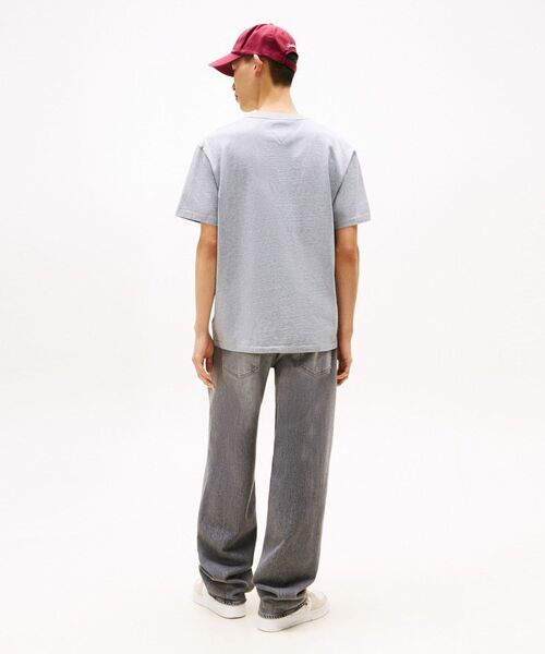 tommy jeans(トミー ジーンズ)の「リラックスオーバーダイバーシティTシャツ(Tシャツ/カットソー・メンズ・グレー/ネイビー・LARGE/MEDIUM/SMALL/X-LARGE/X-SMALL)」の6枚目の写真