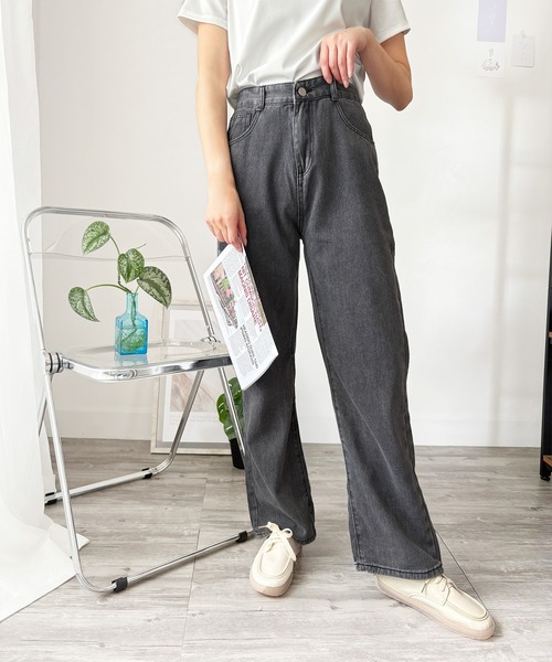 Amulet(アミュレット)の「美脚見え叶う、大人カジュアル ワイドストレートデニム風パンツ(デニムパンツ・レディース・ブルー/ブラック/ライトブルー・L/M/XL)」の12枚目の写真