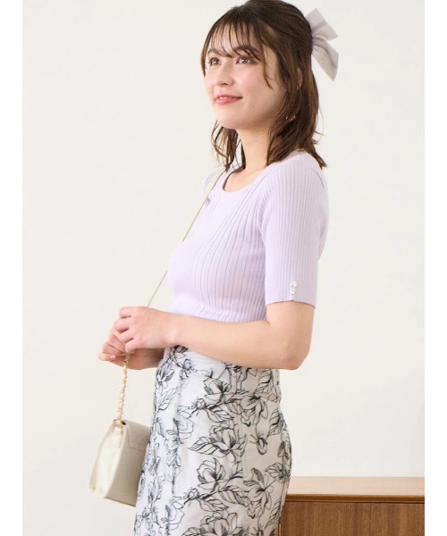 LUDIC PARK(ルディックパーク)の「【接触冷感】リネンライクスクエアネックニット(Tシャツ/カットソー・レディース・グリーン/ネイビー/パープル/ブラック/オフホワイト/ワインレッド・M/L)」の11枚目の写真