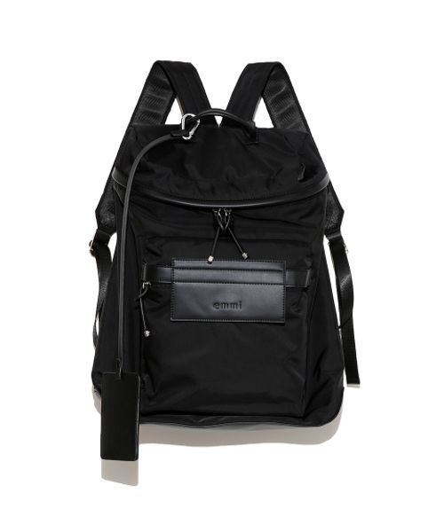 emmi(エミ)の「eco撥水ベーシックバックパック(バックパック/リュック・レディース・チャコールグレー/ブラック・F)」の2枚目の写真