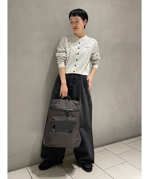 emmi(エミ)の「eco撥水ベーシックバックパック(バックパック/リュック・レディース・チャコールグレー/ブラック・F)」の18枚目の写真