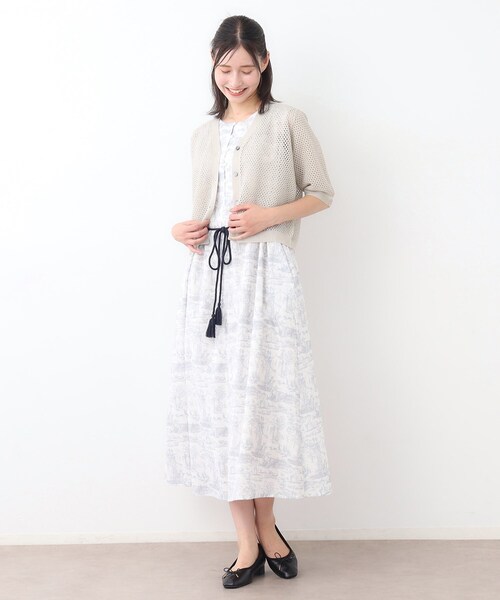 LAURA ASHLEY（ローラアシュレイ）の「【STORY掲載！/リネン混／体型カバーにおすすめ】フィッシュネット カーディガン（カーディガン/ボレロ・レディース・ライトベージュ/ネイビー・38/40）」の5枚目の写真
