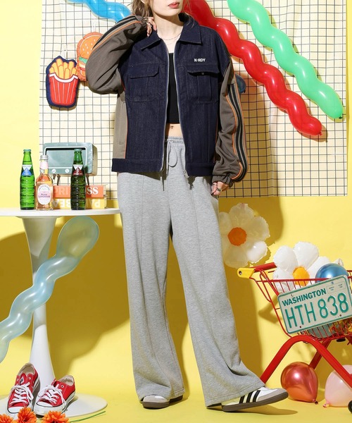 NERDY（ノルディ）の「デニムミックストラックトップ（ジャージ・レディース・ベージュ/レッド/カーキ・M/L/S）」の14枚目の写真