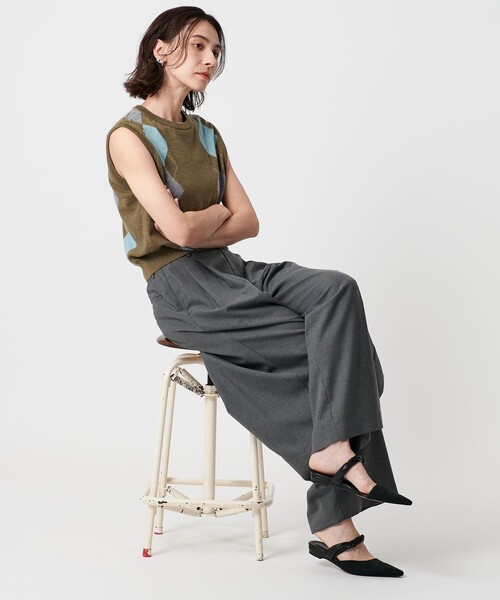 BEAUTY&YOUTH UNITED ARROWS(ビューティーアンドユースユナイテッドアローズ)の「スエードライク ツイスト ストラップ ミュール(サンダル・レディース・ブラック/ブラウン系・37/38/36)」の6枚目の写真