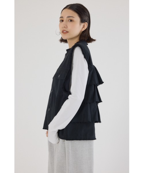 RODEO CROWNS WIDE BOWL（ロデオクラウンズワイドボウル）の「バックフリルベスト（ベスト・レディース・ブルー/ブラック/カーキ・FREE）」の5枚目の写真