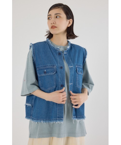 RODEO CROWNS WIDE BOWL（ロデオクラウンズワイドボウル）の「バックフリルベスト（ベスト・レディース・ブルー/ブラック/カーキ・FREE）」の9枚目の写真