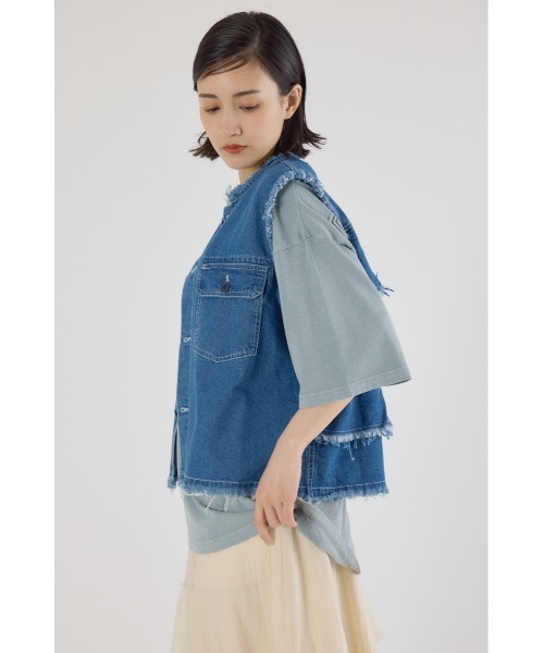 RODEO CROWNS WIDE BOWL（ロデオクラウンズワイドボウル）の「バックフリルベスト（ベスト・レディース・ブルー/ブラック/カーキ・FREE）」の10枚目の写真