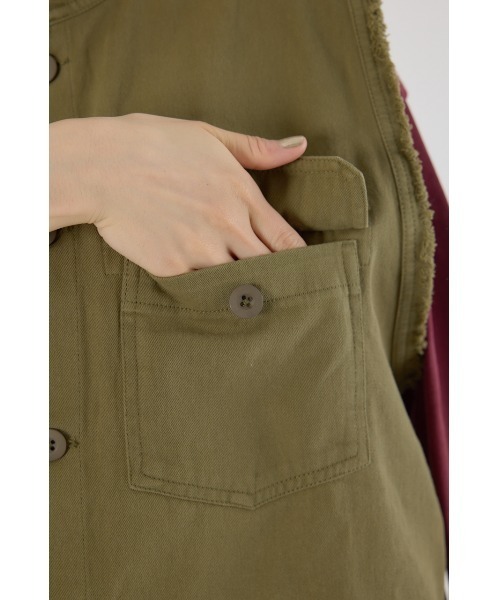 RODEO CROWNS WIDE BOWL（ロデオクラウンズワイドボウル）の「バックフリルベスト（ベスト・レディース・ブルー/ブラック/カーキ・FREE）」の22枚目の写真