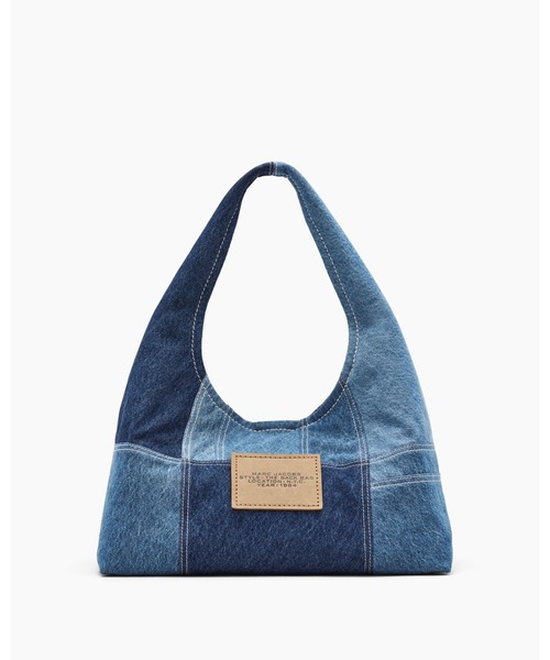 MARC JACOBS（マークジェイコブス）の「THE PATCHWORK DENIM SACK BAG/ザ パッチワーク デニム サック バッグ（ショルダーバッグ・レディース・ブルー系その他/ブラック系その他3・ONE SIZE）」の9枚目の写真