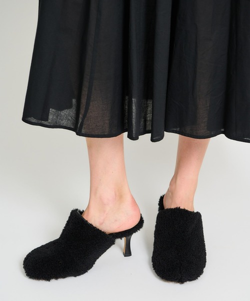 ○★新品未使用　ヒューン　T-strap w-soled サンダル　白　38 HEWN（ヒューン）の「【HEWN/ヒューン】T-strap w-soled