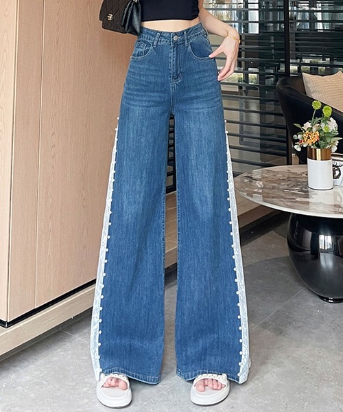GLAMOROUS JANE(グラマラスジェーン)の「サイドレース切替パールビジュー付フレアデニムパンツ(その他パンツ・レディース・サックスブルー/ブルー・L/M)」の8枚目の写真