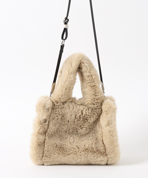 BAYFLOW（ベイフロー）の「[500mlのペットボトルも入る]ロゴチャーム付きファートート（トートバッグ・レディース・ライトベージュ/チャコールグレー/ブルー・FREE）」の14枚目の写真