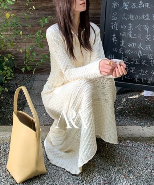 gossip!ロサンゼルス(ゴシップロサンゼルス)の「エレガントレース セットアップ(セットアップ・レディース・オフホワイト・M)」の4枚目の写真