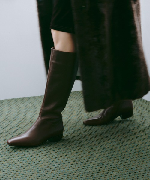 cava cava(サヴァサヴァ)の「防滑│ワイドシャフトロングブーツ 7420205(ブーツ・レディース・ブラック/ダークブラウン・22.5cm/23cm/23.5cm/24cm/24.5cm)」の1枚目の写真