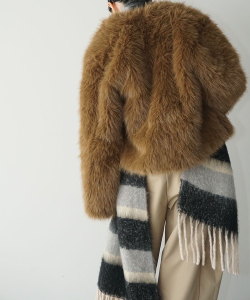 chuclla（チュクラ）の「ノーカラー ブラウンファーショートコート chw25a057（その他アウター・レディース・ブラウン・M/L）」の16枚目の写真