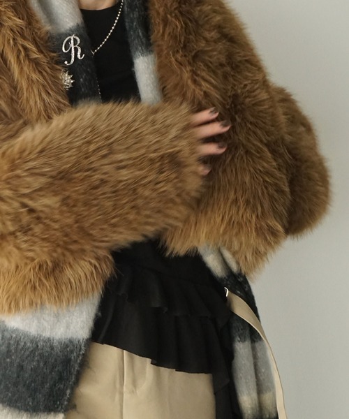 chuclla（チュクラ）の「ノーカラー ブラウンファーショートコート chw25a057（その他アウター・レディース・ブラウン・M/L）」の20枚目の写真