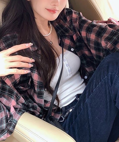 HALEY PESCA（ヘーリーペスカ）の「HALEY PESCA/マルチチェックシャツ（シャツ/ブラウス・レディース・ピンク/ブラウン/ブラック/グリーン/ブルー/レッド/イエロー/オレンジ/ネイビー・FREE）」の14枚目の写真