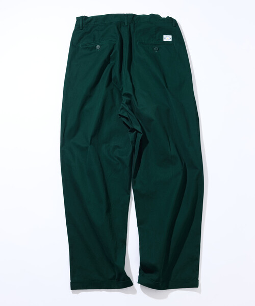 NAUTICA（ノーティカ）の「NAUTICA/ノーティカ ヴィンテージライク レギュラーシルエット ツータック チノトラウザー（チノパンツ・メンズ・オフホワイト/ブラック/グリーン/ベージュ/ネイビー・X-LARGE/SMALL/LARGE/MEDIUM）」の20枚目の写真
