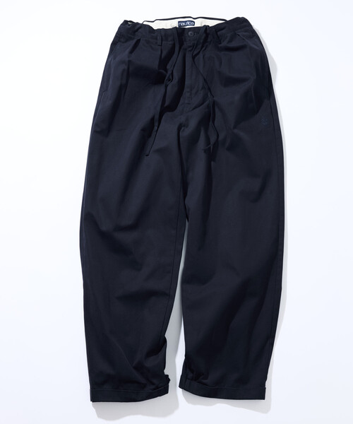 NAUTICA(ノーティカ)の「NAUTICA/ノーティカ ヴィンテージライク レギュラーシルエット ツータック チノトラウザー(チノパンツ・メンズ・オフホワイト/ブラック/グリーン/ベージュ/ネイビー・X-LARGE/SMALL/LARGE/MEDIUM)」の20枚目の写真