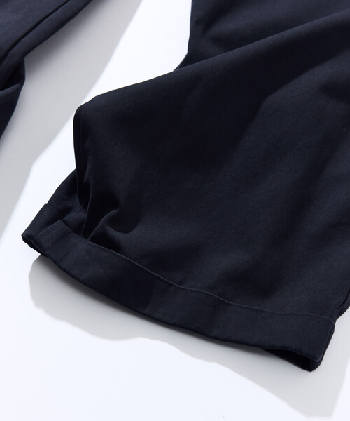 NAUTICA（ノーティカ）の「NAUTICA/ノーティカ ヴィンテージライク レギュラーシルエット ツータック チノトラウザー（チノパンツ・メンズ・オフホワイト/ブラック/グリーン/ベージュ/ネイビー・X-LARGE/SMALL/LARGE/MEDIUM）」の9枚目の写真