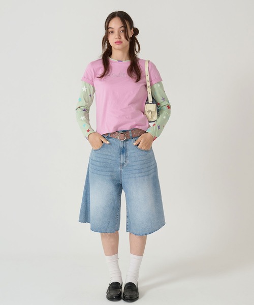 TINA:JOJUN(ティーナジョジュン)の「オーバーサイズ ハーフデニムパンツ TINA:JOJUN(デニムパンツ・レディース・ブルー/インディゴブルー・S/M)」の4枚目の写真