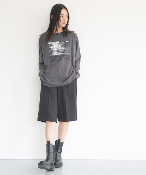 mili an deni(ミリアンデニ)の「フォトプリントロンT(Tシャツ/カットソー・レディース・ブラック/チャコールグレー/オフホワイト・L/M)」の17枚目の写真