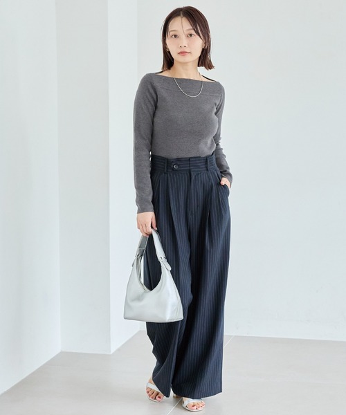LAVEANGE(ラビアンジェ)の「【洗える】スラッシュネックニットプルオーバー│大人が着たいベーシックニット/ボートネック/美シルエット/体型カバー/上品見え(ニット/セーター・レディース・モカ/チャコールグレー/ブラック・3L/F/4L)」の17枚目の写真