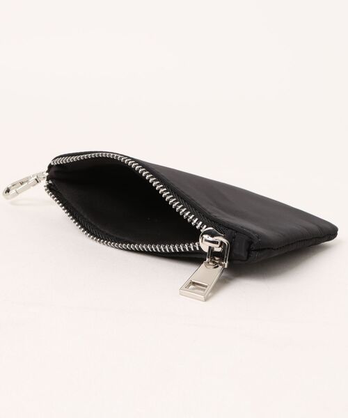 mysty woman（ミスティウーマン）の「スリークナイロンバッグ　606023（ハンドバッグ・レディース・ブラック・FREE）」の9枚目の写真