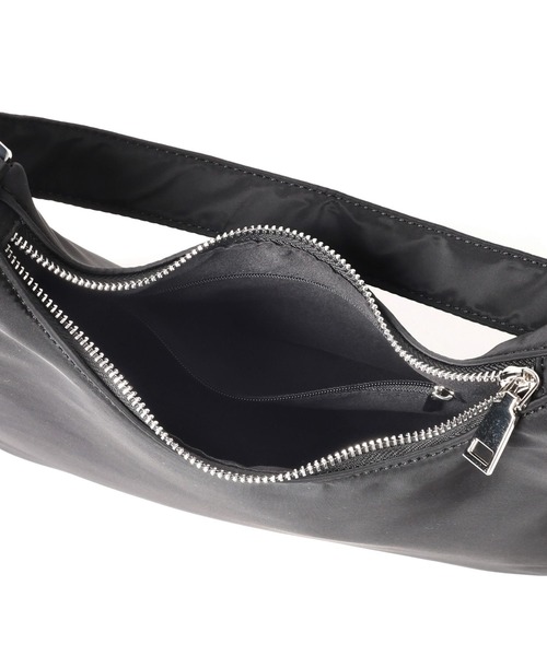 mysty woman（ミスティウーマン）の「スリークナイロンバッグ　606023（ハンドバッグ・レディース・ブラック・FREE）」の16枚目の写真